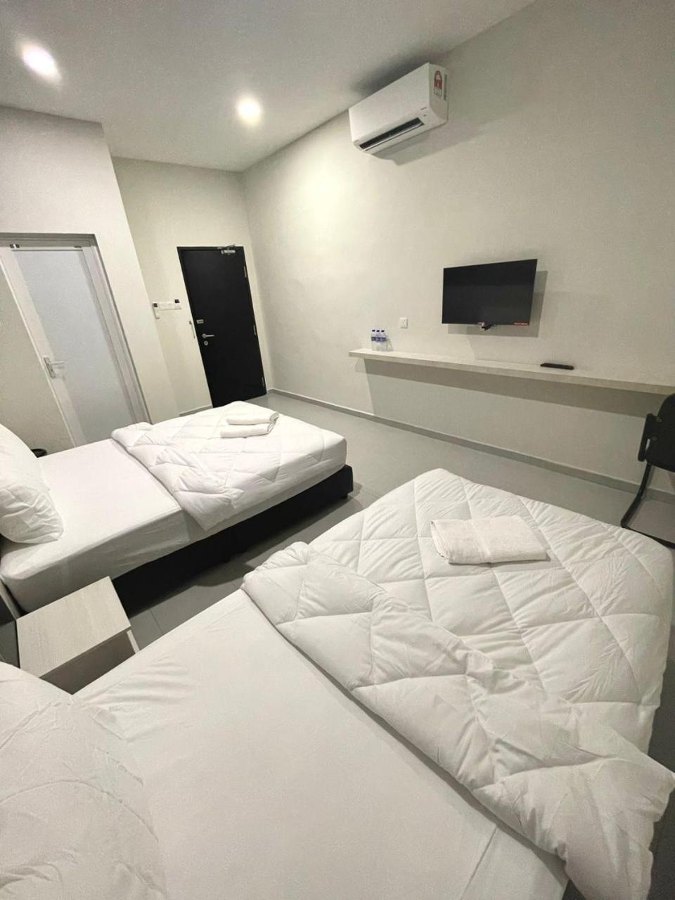 Garden Inns Motel Кангар Екстер'єр фото